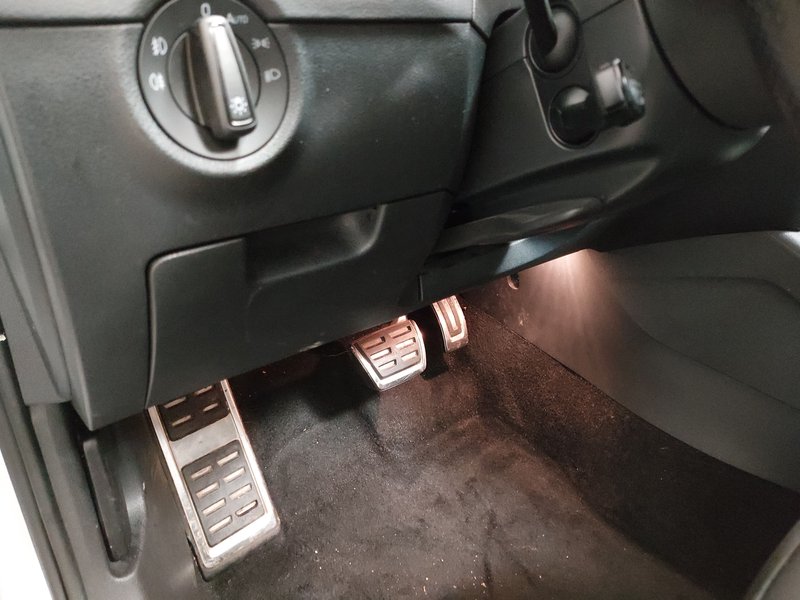 Škoda Octavia Combi 2.0 TDI 4x4 RS automatik • panorama • LED — 7