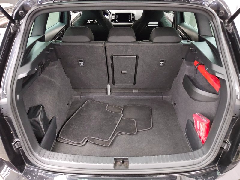 Škoda Karoq 2.0 TDI 4x4 automatik SportLine • ACC • Full LED — 13