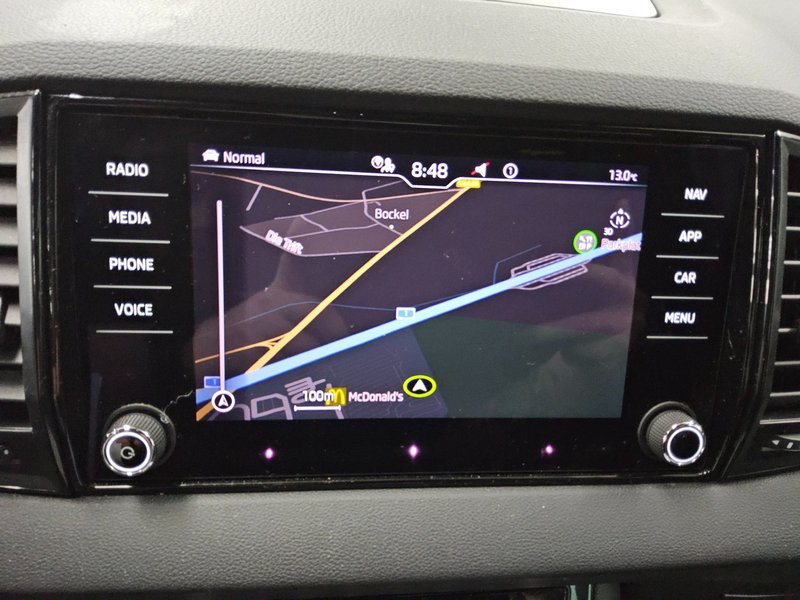 Škoda Karoq 2.0 TDI 4x4 automatik SportLine • ACC • Full LED — 7