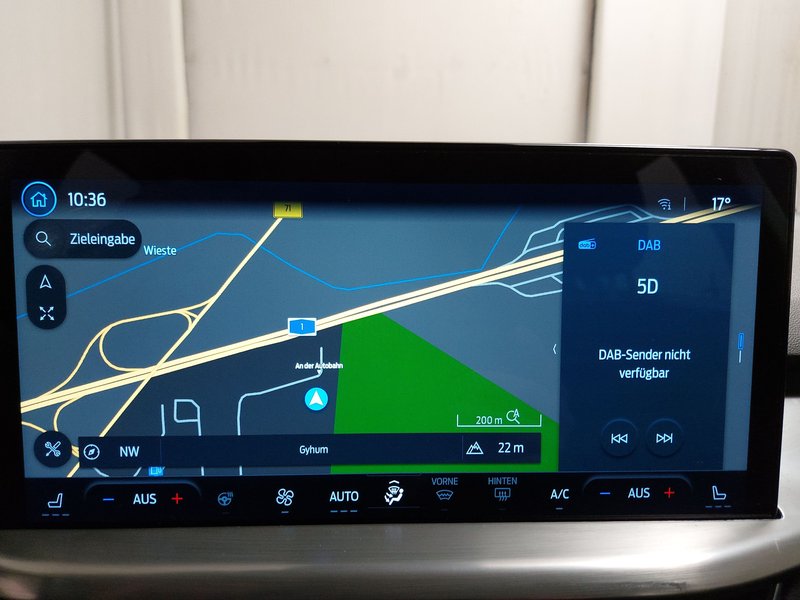 Ford Focus Turnier 1.5 EcoBlue automatik Titanium • LED • navigacija — 19