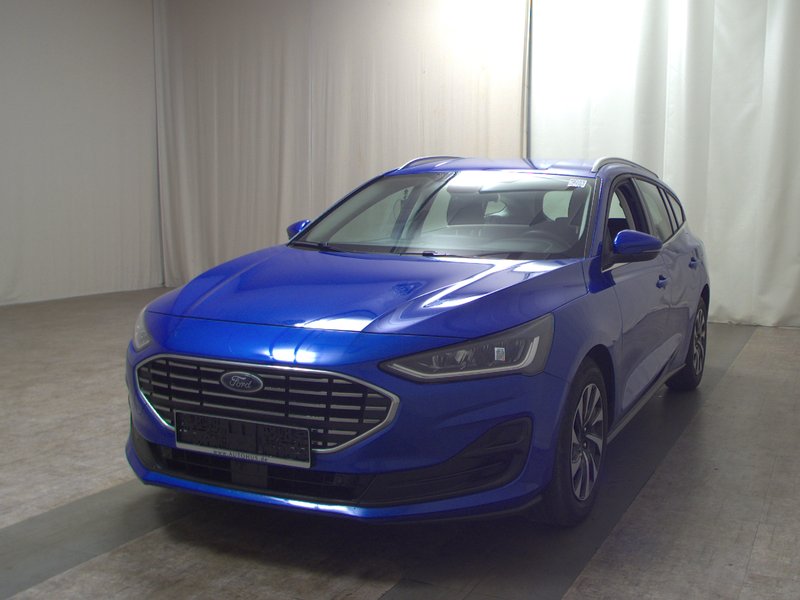 Ford Focus Turnier 1.5 EcoBlue automatik Titanium • LED • navigacija — 2