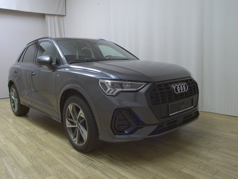 Audi Q3 35 TDI automatik S line • koža • električna peta vrata — 3