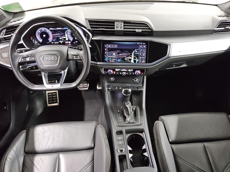 Audi Q3 35 TDI automatik S line • koža • električna peta vrata — 5