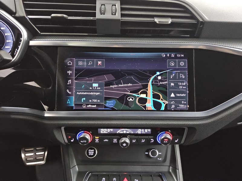 Audi Q3 35 TDI automatik S line • koža • električna peta vrata — 7