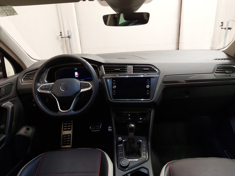 Volkswagen Tiguan 2.0 TDI automatik • HUD • panorama — 17