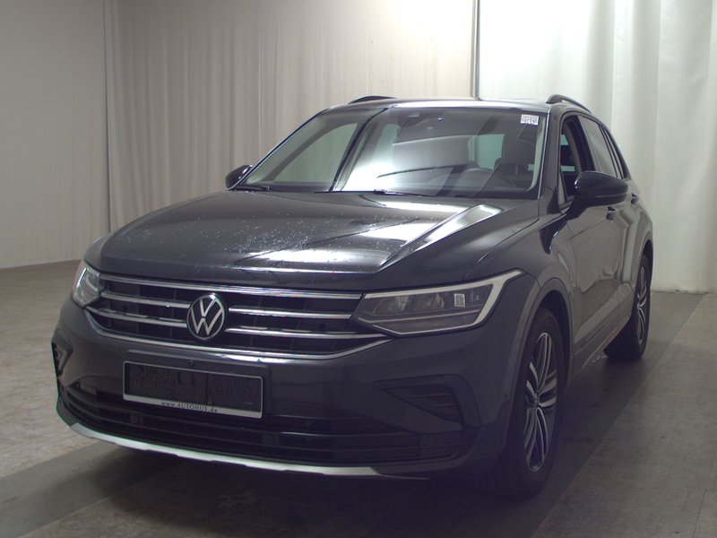 Volkswagen Tiguan 2.0 TDI automatik • HUD • panorama — 2