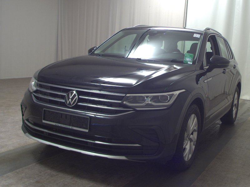 Volkswagen Tiguan 2.0 TDI automatik Elegance • ACC • električna peta vrata — 2