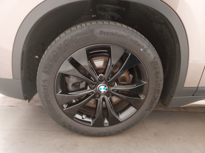 BMW X1 sDrive20i Sport Line automatik • Kuka za vuču (odvojiva) — 8