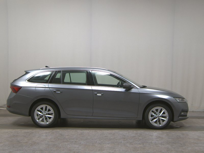 Škoda Octavia Kombi 2.0 TDI automatik Style • ACC • grijano staklo