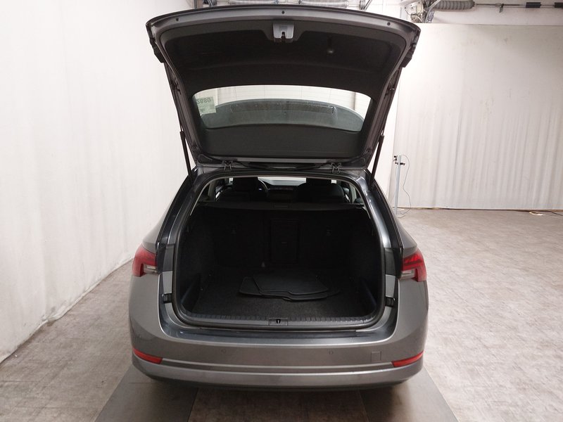 Škoda Octavia Kombi 2.0 TDI automatik Style • ACC • grijano staklo — 15