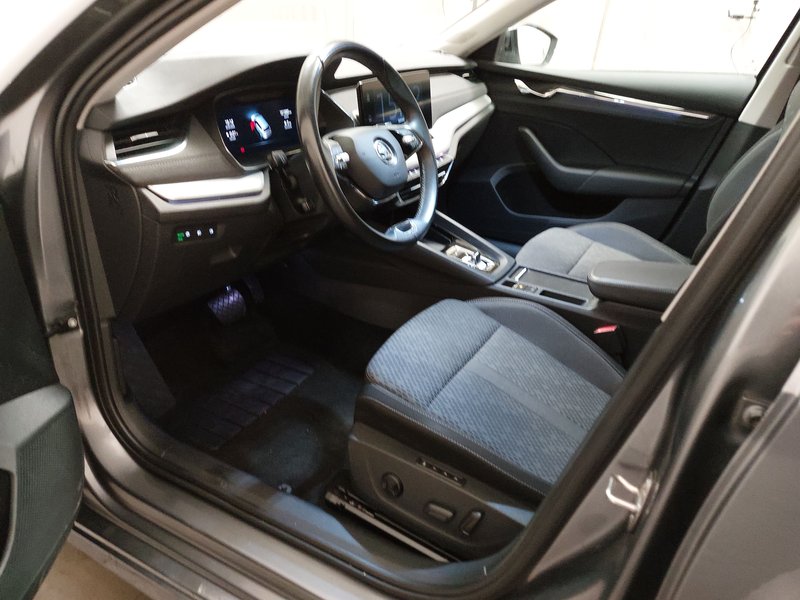 Škoda Octavia Kombi 2.0 TDI automatik Style • ACC • grijano staklo — 6