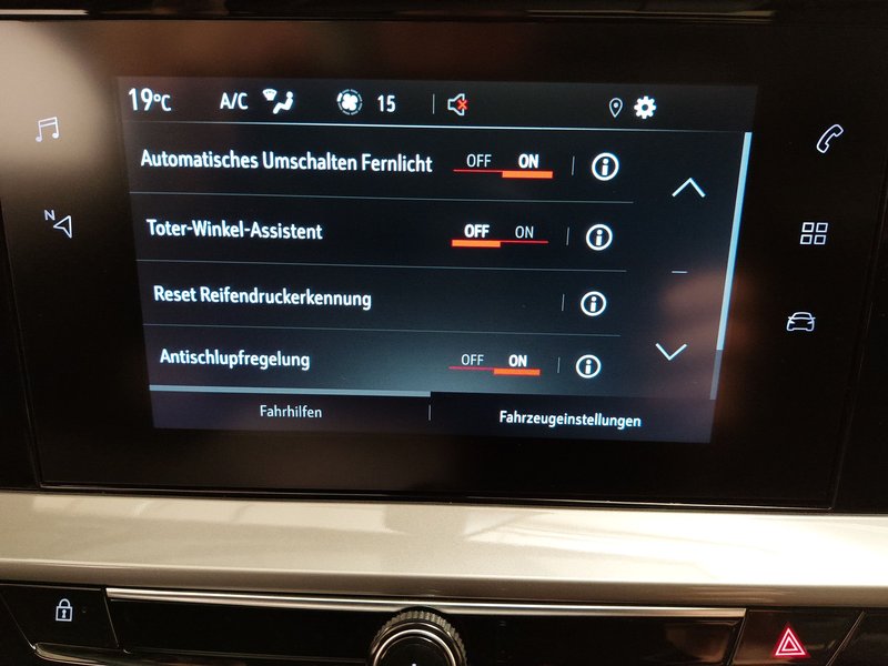 Opel Mokka-e Elegance • Full LED — 17