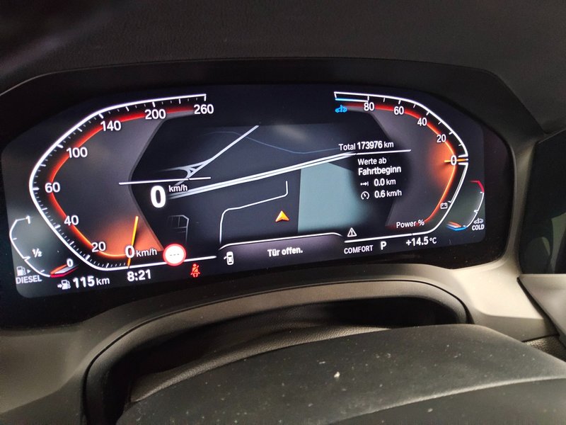 BMW 320d Touring automatik Advantage • ACC • kuka za vuču — 10