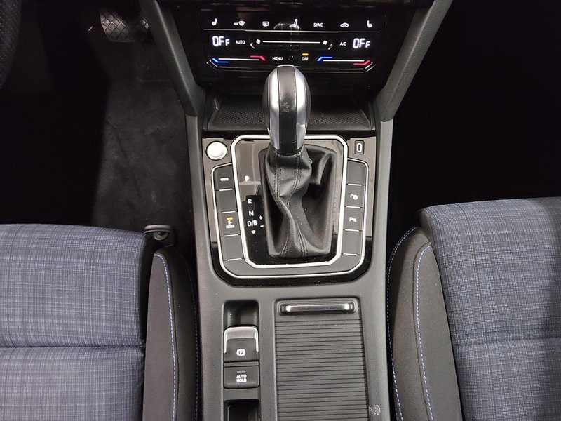Volkswagen Passat Variant GTE 1.4 TSI • masaža • ACC — 6