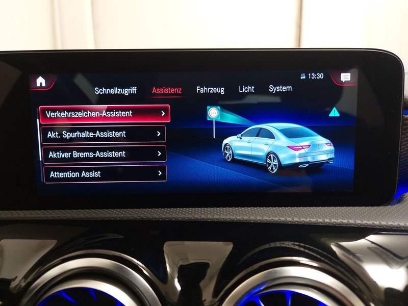 Mercedes-Benz CLA 250 e automatik Progressive • ACC • LED — 23