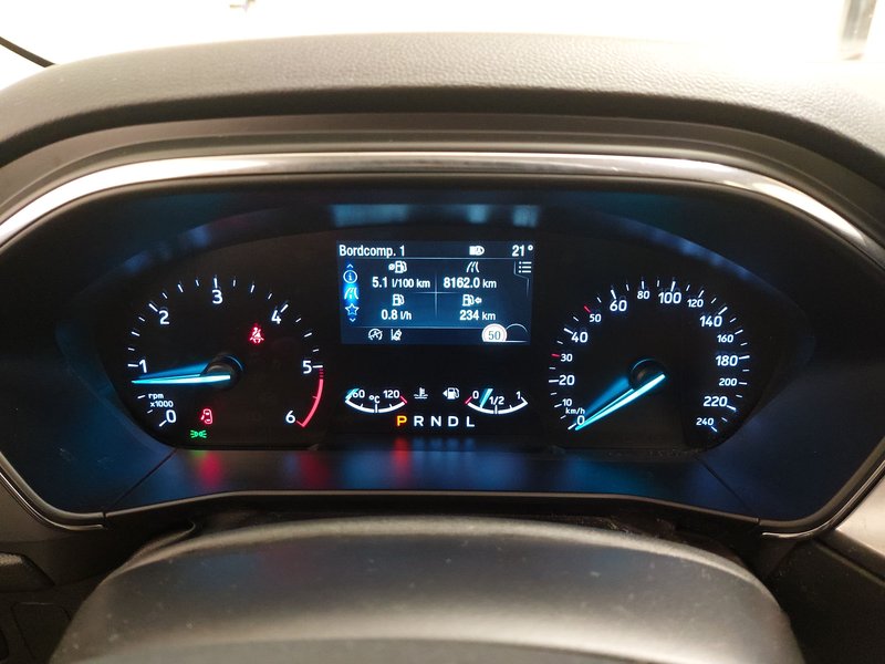 Ford Focus Turnier 1.5 EcoBlue Titanium automatik • Full LED — 20