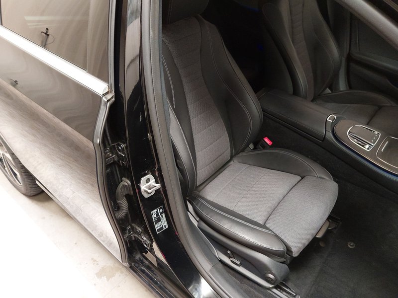 Mercedes-Benz E 300 de karavan automatik Avantgarde • ACC • LED — 10