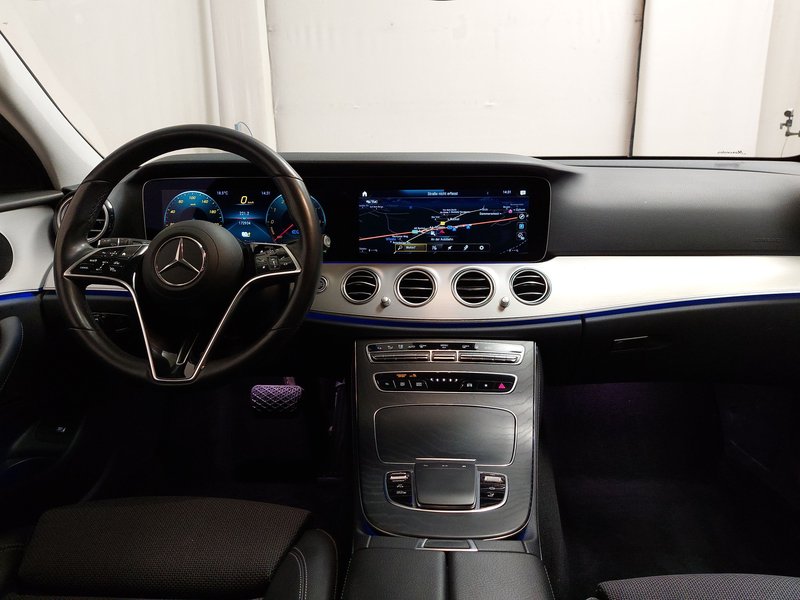 Mercedes-Benz E 300 de karavan automatik Avantgarde • ACC • LED — 17