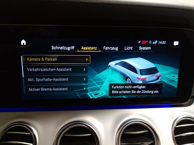 Mercedes-Benz E 300 de karavan automatik Avantgarde • ACC • LED — 20