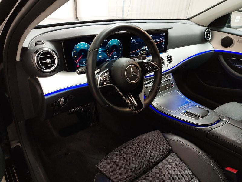 Mercedes-Benz E 300 de karavan automatik Avantgarde • ACC • LED — 6