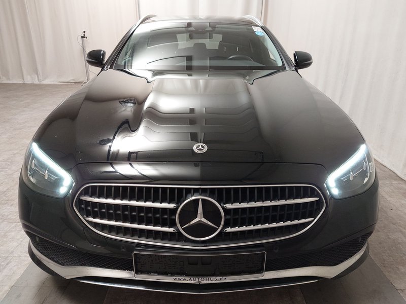 Mercedes-Benz E 300 de karavan automatik Avantgarde • ACC • LED — 9