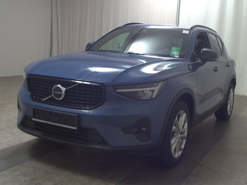 Volvo XC40 T5 Recharge Plus Dark automatik • ACC • LED — 2