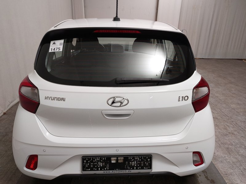 Hyundai i10 1.0 Trend • senzori • alu felge — 14