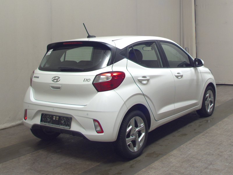 Hyundai i10 1.0 Trend • senzori • alu felge — 4