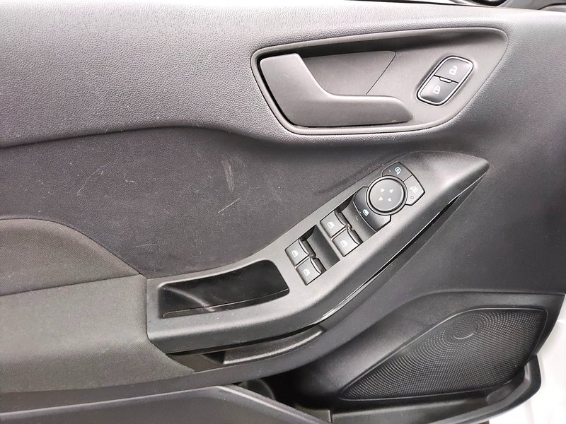Ford Fiesta 1.0 Cool&Connect • LED — 9