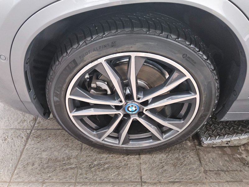 BMW X2 xDrive25e automatik M Sport • HUD • Full LED — 10
