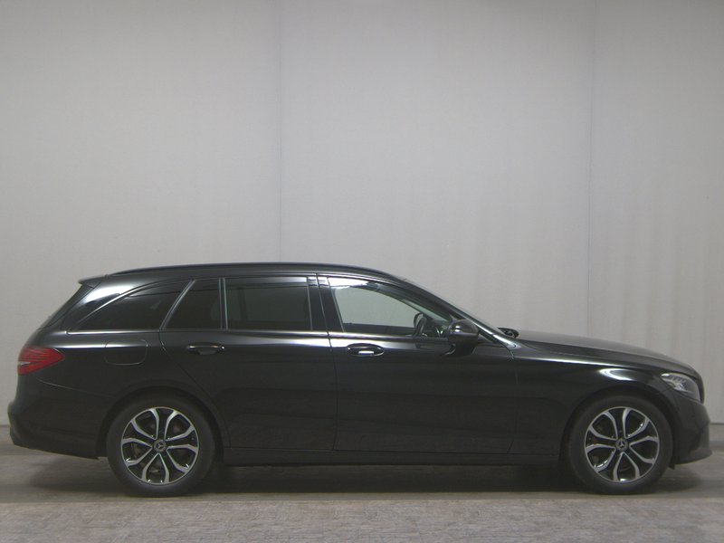 Mercedes-Benz C 220 d karavan automatik Avantgarde • panorama • LED