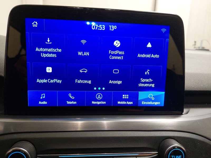 Ford Focus Turnier 1.0 EcoBoost Titanium • Full LED • navigacija — 19