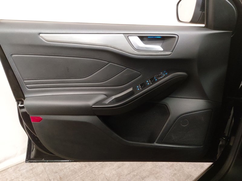 Ford Focus Turnier 1.0 EcoBoost Titanium • Full LED • navigacija — 5