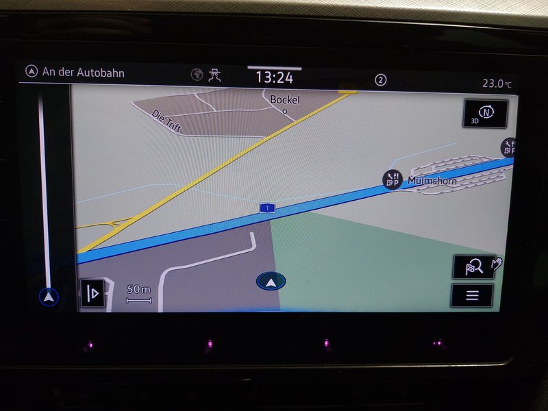 Volkswagen Passat Variant 2.0 TDI automatik • ACC • LED — 21