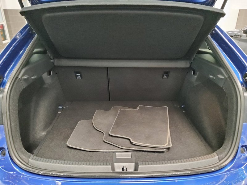 Volkswagen Taigo 1.0 TSI R-Line • ACC • digitalni instrumenti — 13