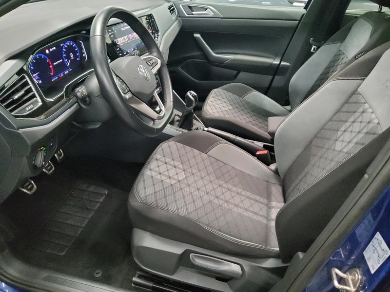 Volkswagen Taigo 1.0 TSI R-Line • ACC • digitalni instrumenti — 9