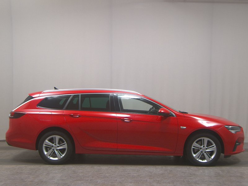 Opel Insignia Sports Tourer 2.0 D automatik Business Edition • Full LED