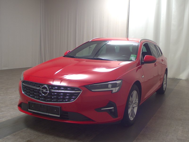 Opel Insignia Sports Tourer 2.0 D automatik Business Edition • Full LED — 2