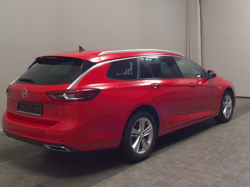 Opel Insignia Sports Tourer 2.0 D automatik Business Edition • Full LED — 4