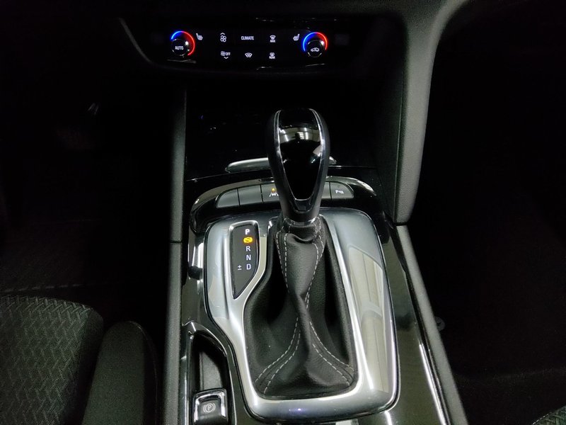Opel Insignia Sports Tourer 2.0 D automatik Business Edition • Full LED — 6
