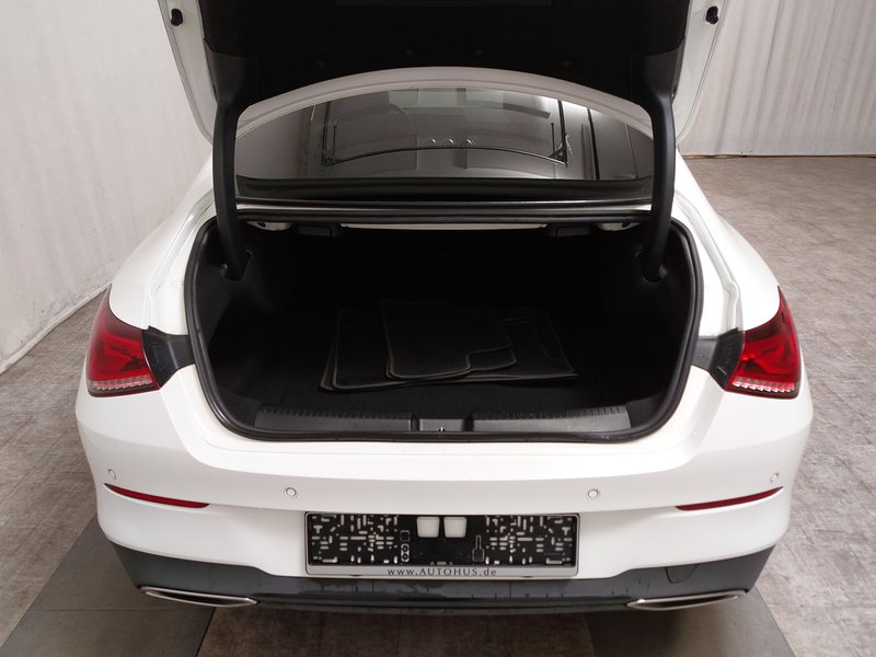 Mercedes-Benz CLA 200 d automatik Progressive • Adaptivno ogibanje — 15