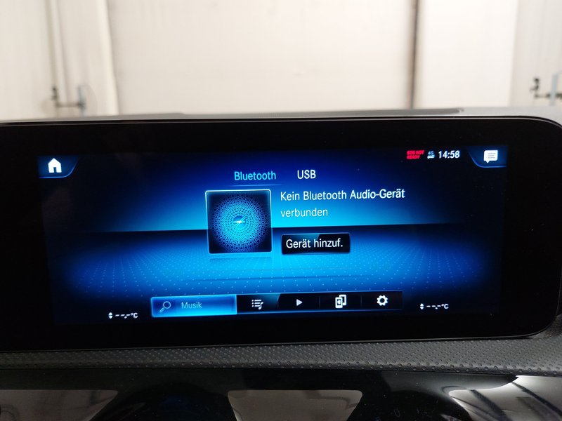Mercedes-Benz CLA 200 d automatik Progressive • Adaptivno ogibanje — 19