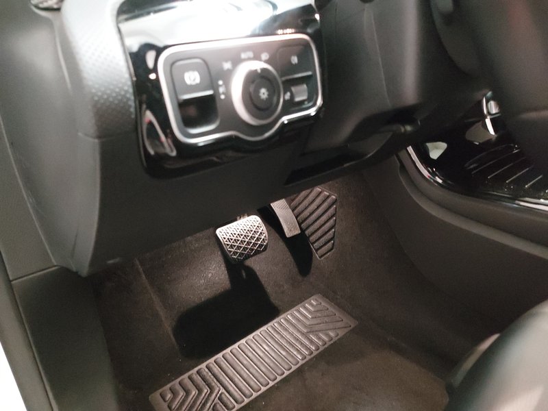 Mercedes-Benz CLA 200 d automatik Progressive • Adaptivno ogibanje — 7