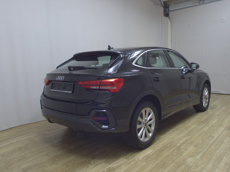 Audi Q3 Sportback 35 TFSI automatik • ACC • Full LED — 4