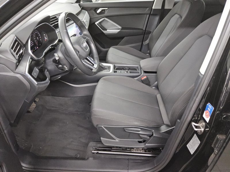 Audi Q3 Sportback 35 TFSI automatik • ACC • Full LED — 9