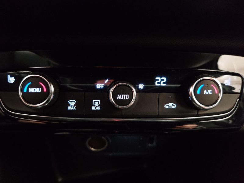 Opel Corsa-e GS Line • LED — 15