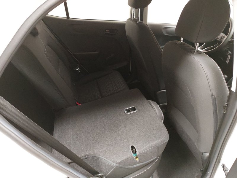 Kia Picanto 1.0 — 11
