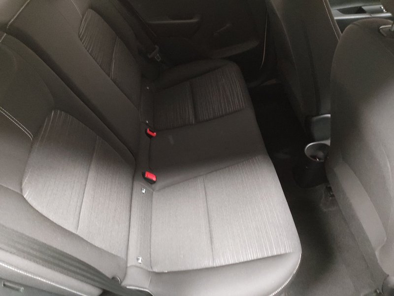 Kia Picanto 1.0 — 12