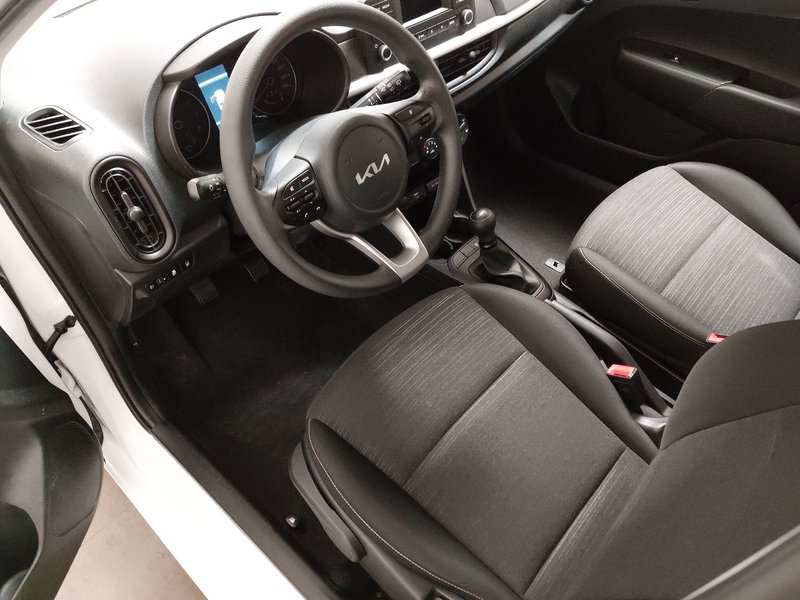 Kia Picanto 1.0 — 6
