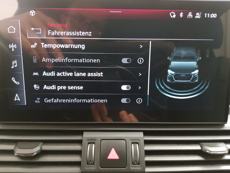 Audi Q5 40 TDI automatik S line • AHK • Full LED — 23